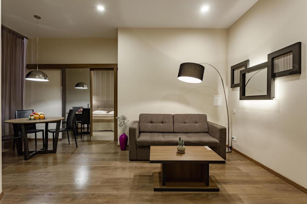 Aparthotel Senator Maidan Kiev Exterior foto